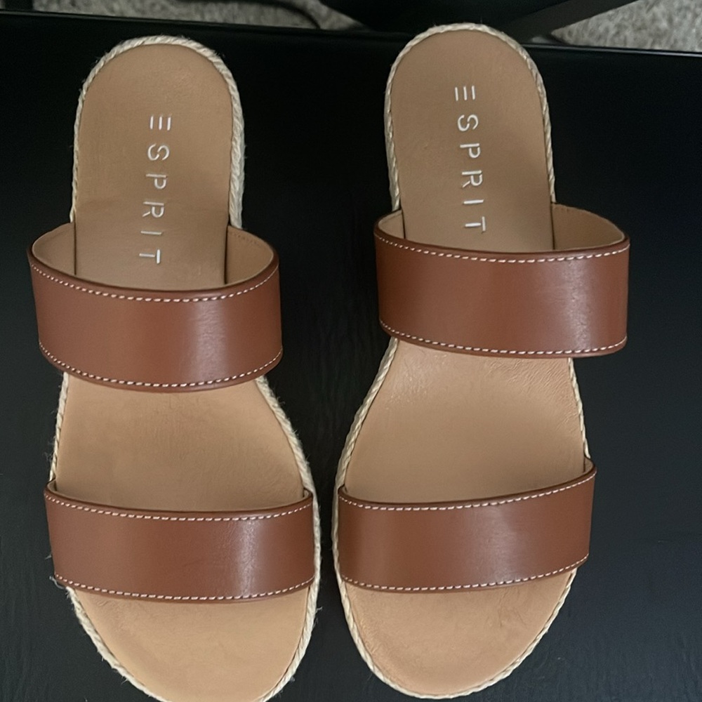 Esprit Size 7-7.5 Women’s Slides